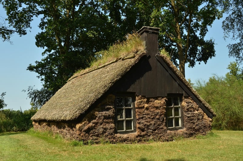 Eco cabin in the woods